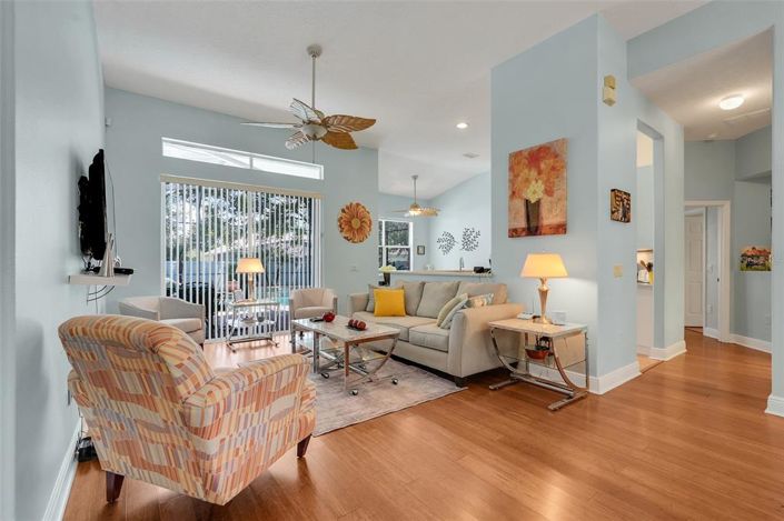 Image No.6-3 Bed House for sale