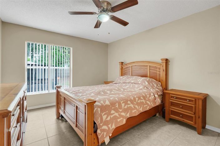 Image No.18-3 Bed House for sale