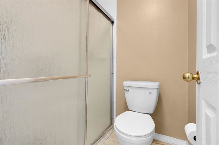 Image No.20-3 Bed House for sale