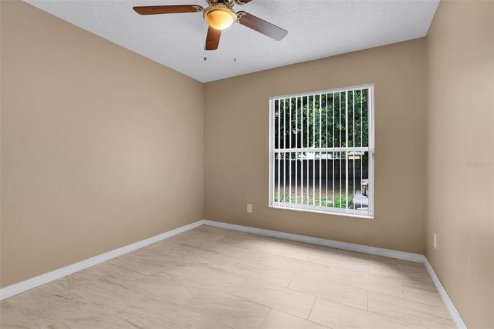 Image No.24-3 Bed House for sale