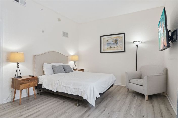 Image No.16-2 Bed Apartment for sale