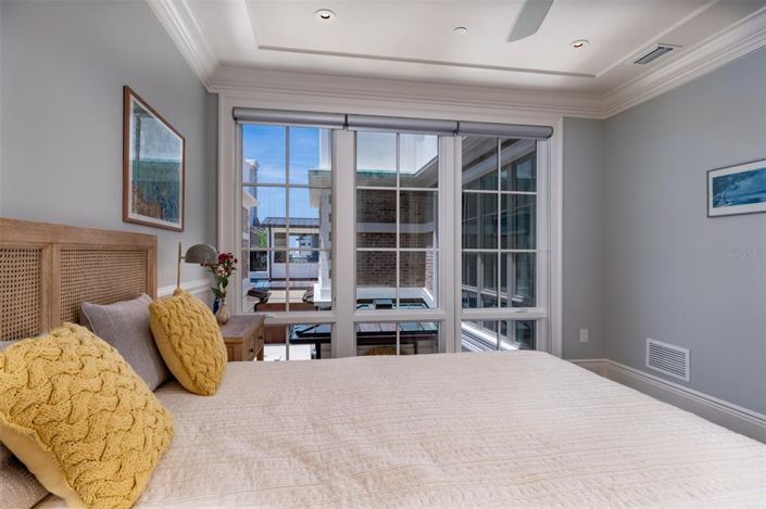 Image No.47-3 Bed Townhouse for sale