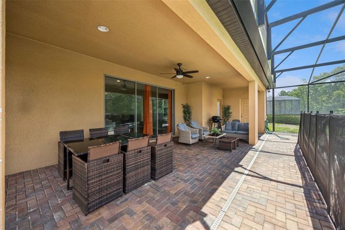 Image No.33-8 Bed House for sale