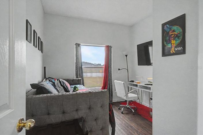 Image No.14-5 Bed House for sale