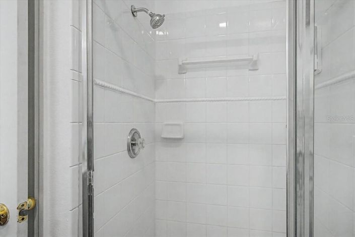 Image No.16-5 Bed House for sale