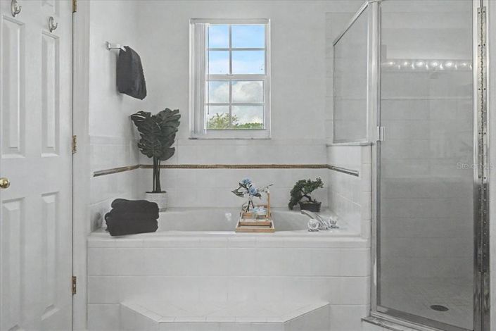 Image No.22-5 Bed House for sale
