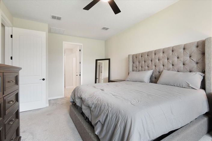 Image No.17-4 Bed House for sale