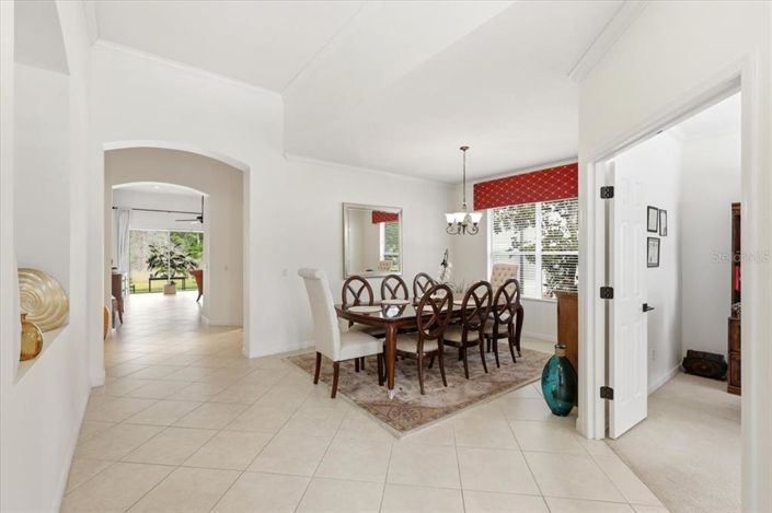 Image No.6-4 Bed House for sale