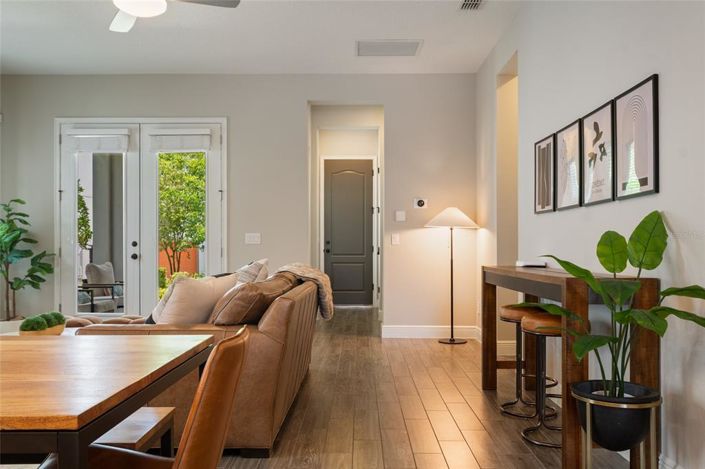 Image No.17-3 Bed House for sale