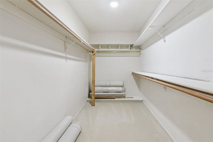 Image No.33-4 Bed House for sale