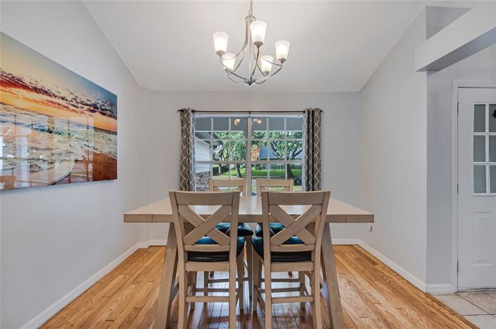 Image No.7-4 Bed House for sale