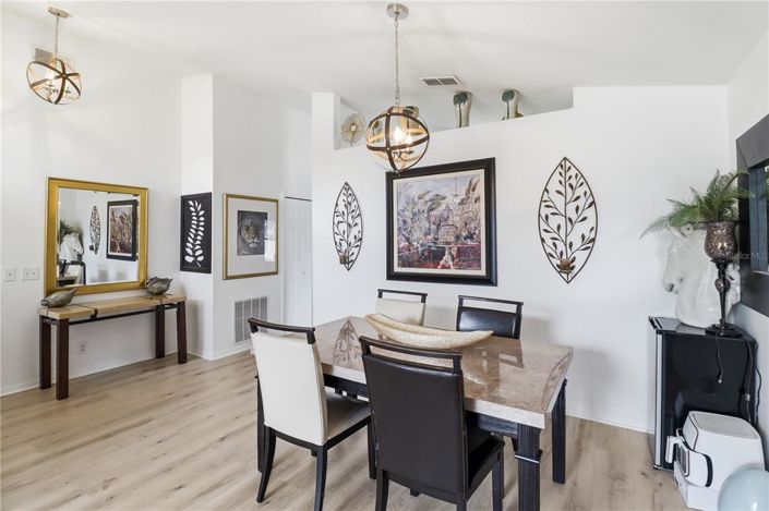 Image No.4-3 Bed House for sale