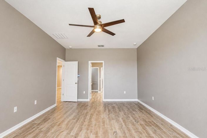 Image No.20-3 Bed House for sale