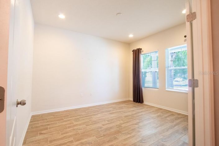 Image No.7-3 Bed House for sale