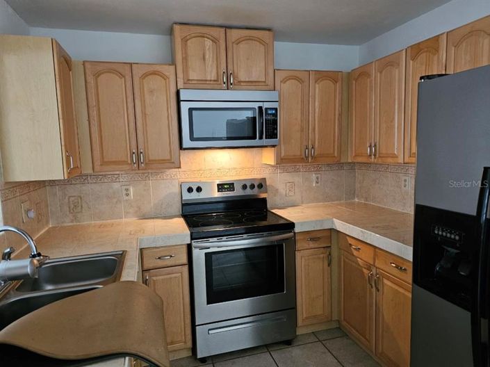 Image No.8-3 Bed House for sale