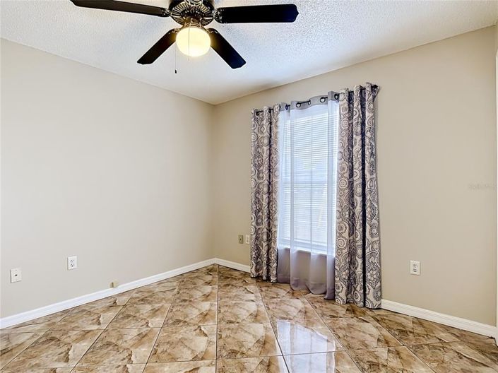 Image No.22-3 Bed House for sale