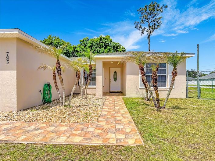 Image No.7-3 Bed House for sale
