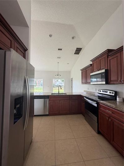 Image No.13-4 Bed House for sale