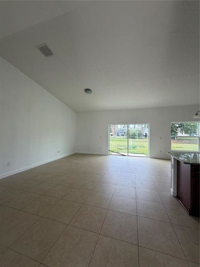 Image No.14-4 Bed House for sale
