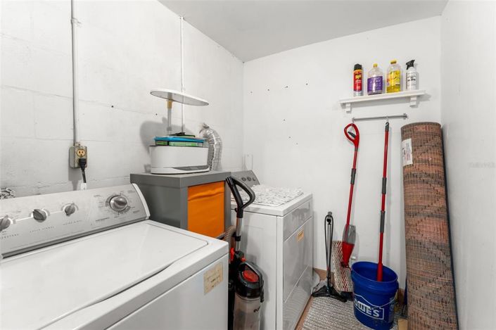 Image No.20-2 Bed House for sale