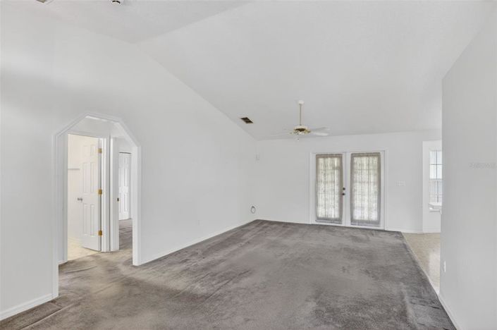 Image No.7-3 Bed House for sale