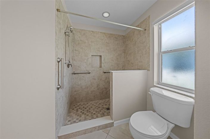 Image No.14-3 Bed House for sale