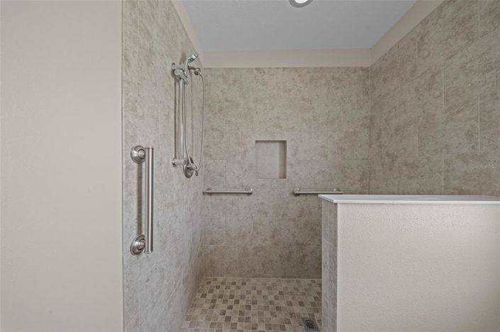 Image No.15-3 Bed House for sale