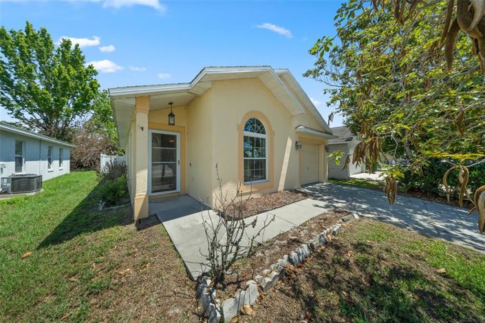 Image No.20-3 Bed House for sale