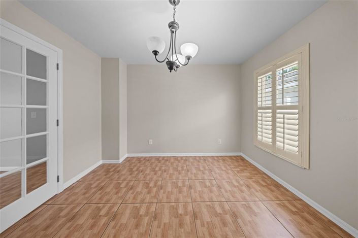Image No.9-3 Bed House for sale