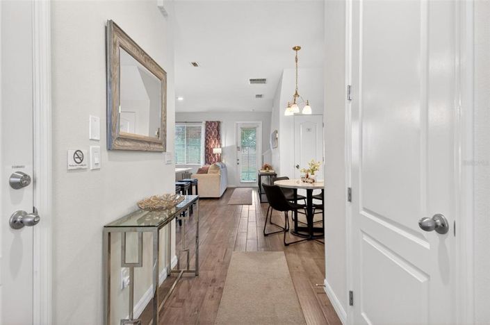 Image No.4-2 Bed Townhouse for sale