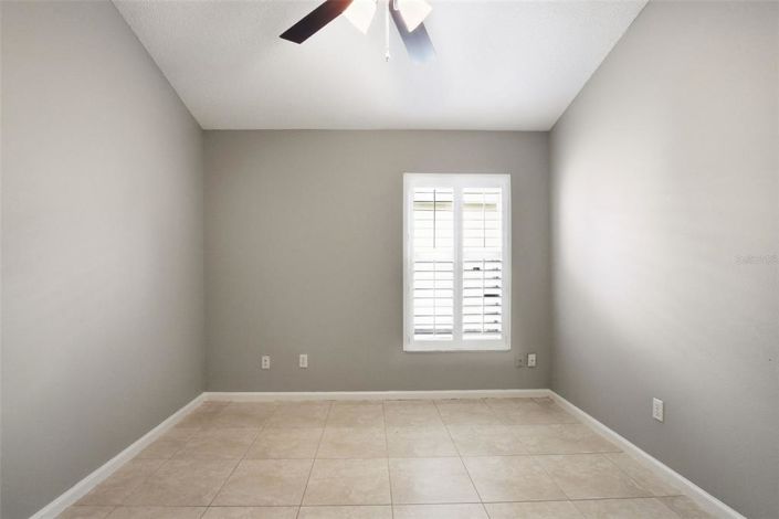 Image No.19-3 Bed House for sale