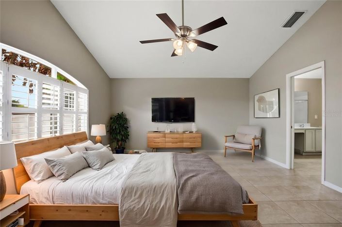Image No.7-3 Bed House for sale