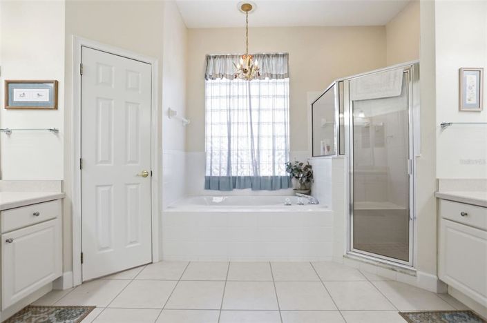 Image No.19-3 Bed House for sale