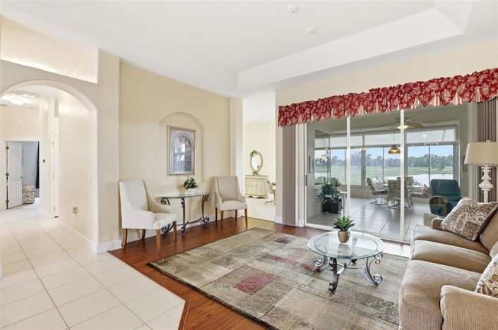 Image No.3-3 Bed House for sale