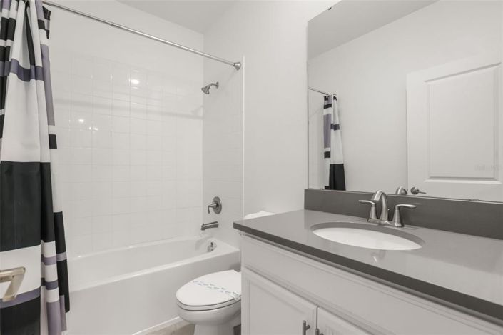 Image No.34-6 Bed House for sale