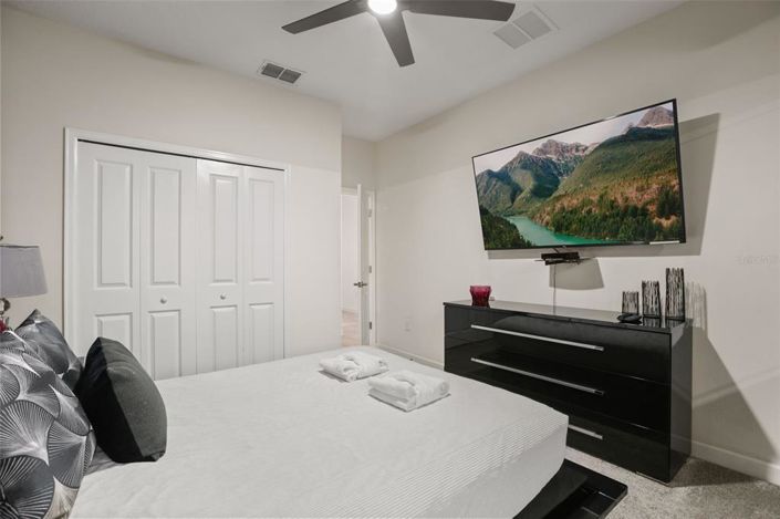 Image No.17-5 Bed House for sale