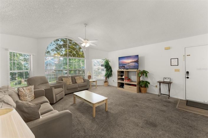 Image No.14-3 Bed Apartment for sale