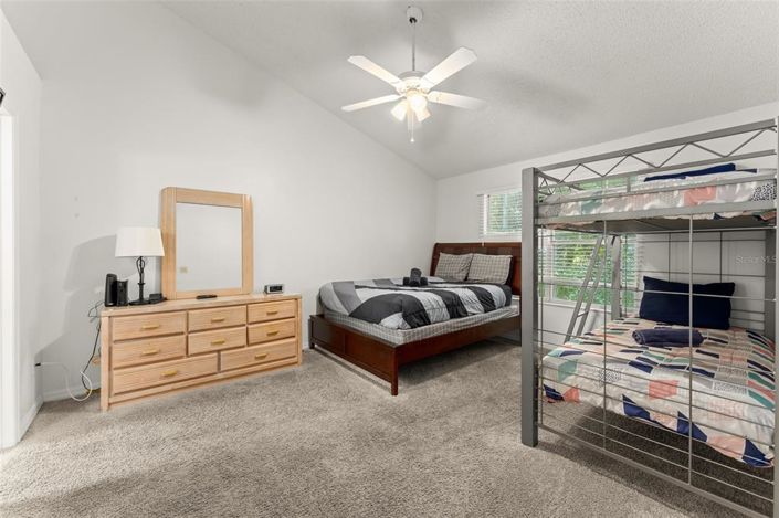 Image No.24-3 Bed Apartment for sale