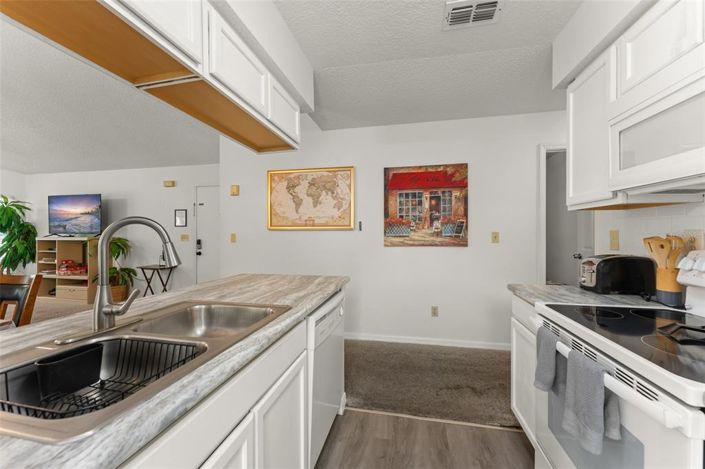 Image No.7-3 Bed Apartment for sale