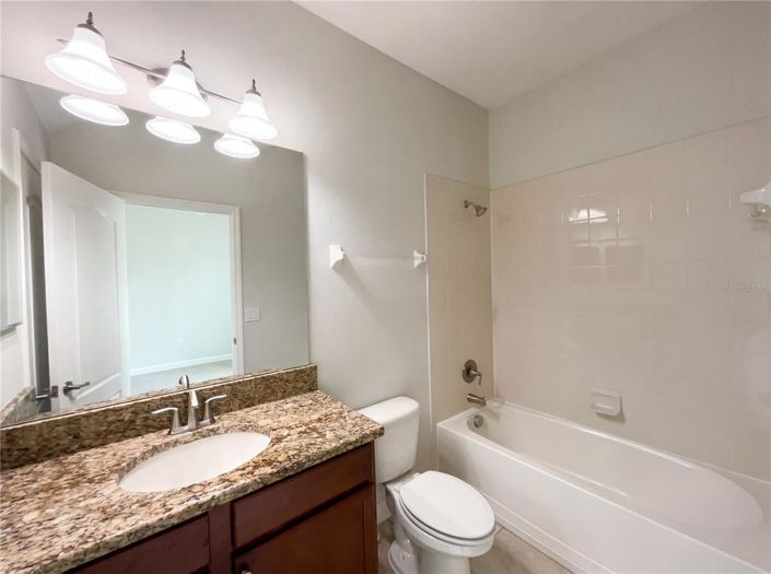 Image No.16-4 Bed House for sale
