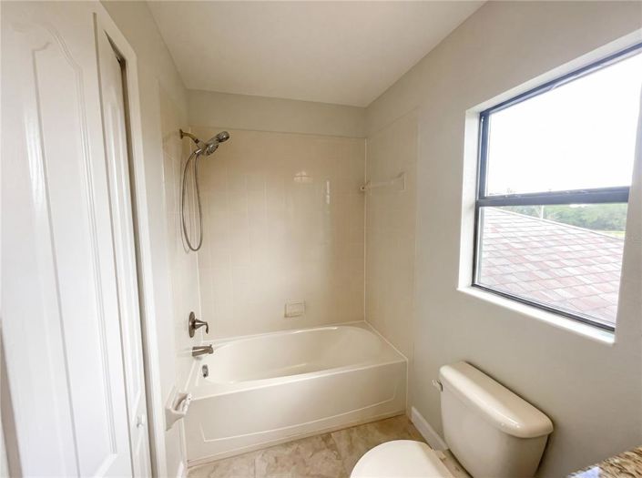 Image No.23-4 Bed House for sale