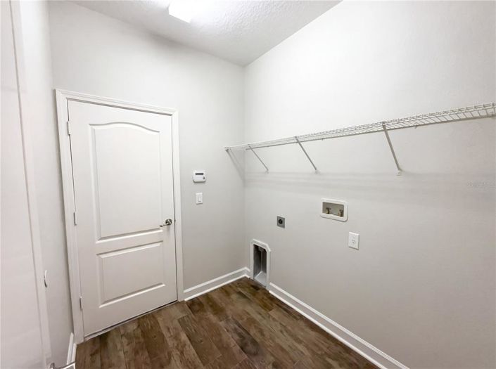 Image No.26-4 Bed House for sale