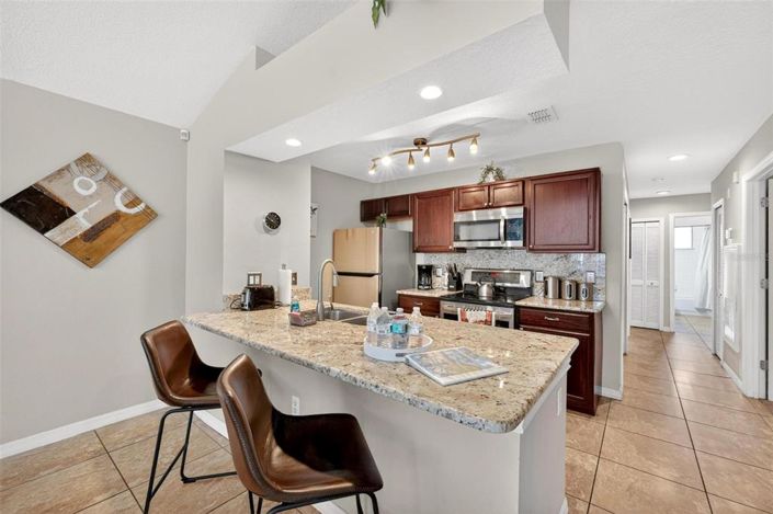 Image No.17-3 Bed Apartment for sale