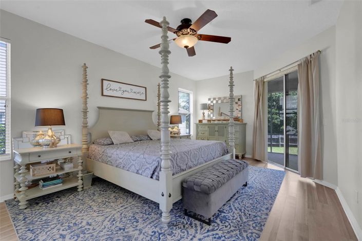 Image No.19-5 Bed House for sale