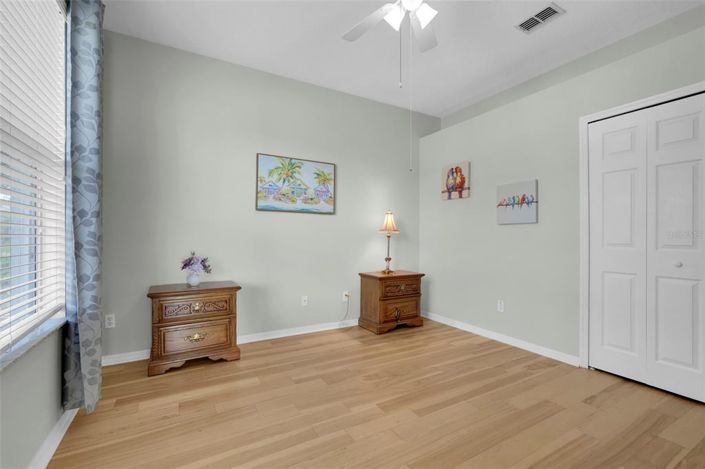 Image No.32-5 Bed House for sale