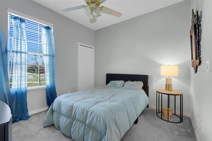 Image No.9-5 Bed House for sale