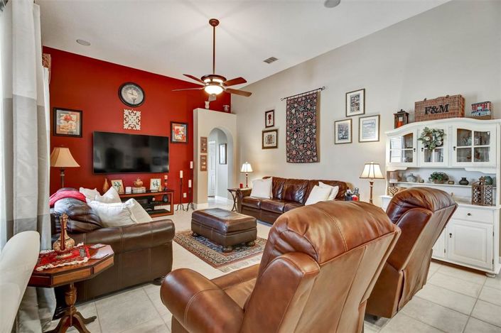 Image No.30-5 Bed House for sale