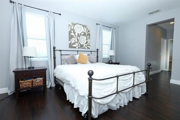 Image No.29-5 Bed House for sale