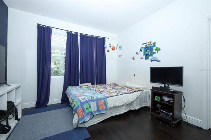 Image No.34-5 Bed House for sale