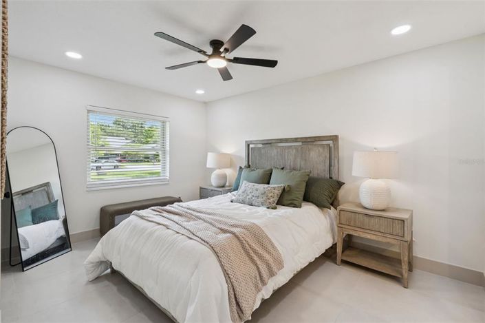 Image No.32-5 Bed House for sale